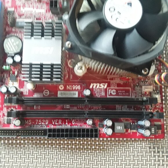 MSI N1996 Motherboard.No Cables,  No Ram, Processor but I'm not sure what kind - Picture 3 of 6